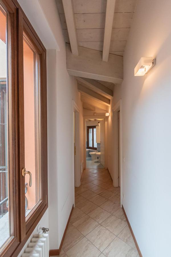 Trilocale Rua Sovera 85 - F&L Aparment ブレシア エクステリア 写真